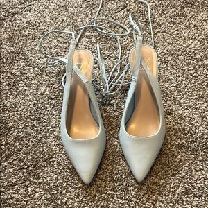 Dolce Vita Elegant Blue/Gray Tieback Heels with Pointed Toes